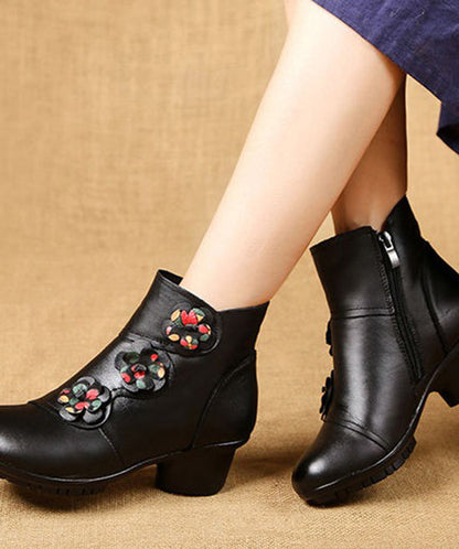Elegantly Styled Boots for Everyday Wear