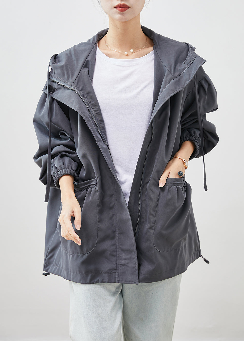 Effortlessly Elegant Jacket with a Timeless Design