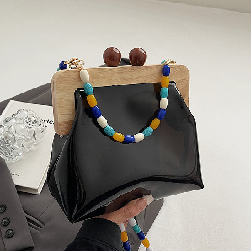 Classic Vintage Bag with a Flattering Fit