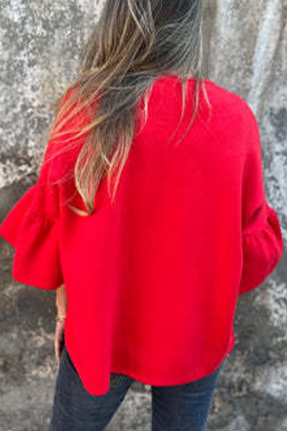 Effortlessly Elegant Garment with a Timeless Design