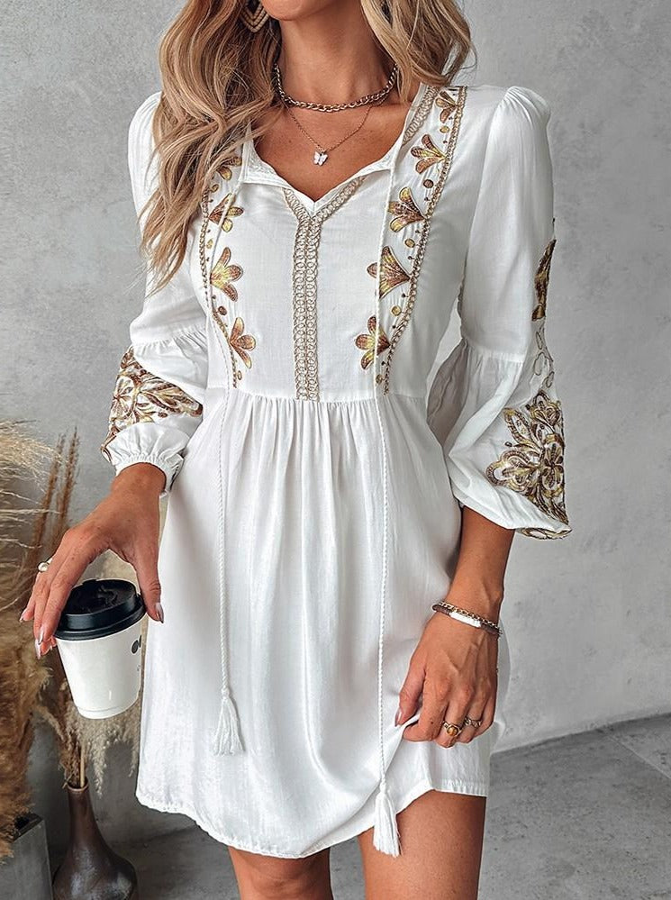Well Tailored Dress with a Graceful Silhouette