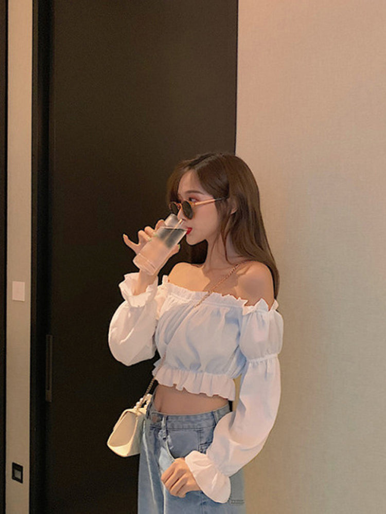 Classic Vintage Blouse with a Flattering Fit