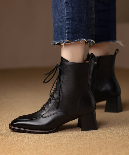 Well Tailored Boots with a Graceful Silhouette
