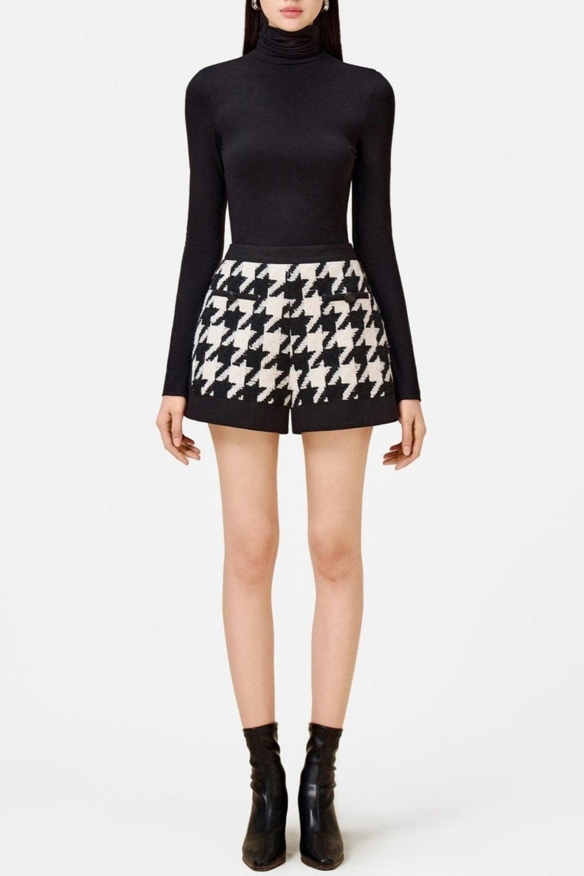 Classic Vintage Garment with a Flattering Fit