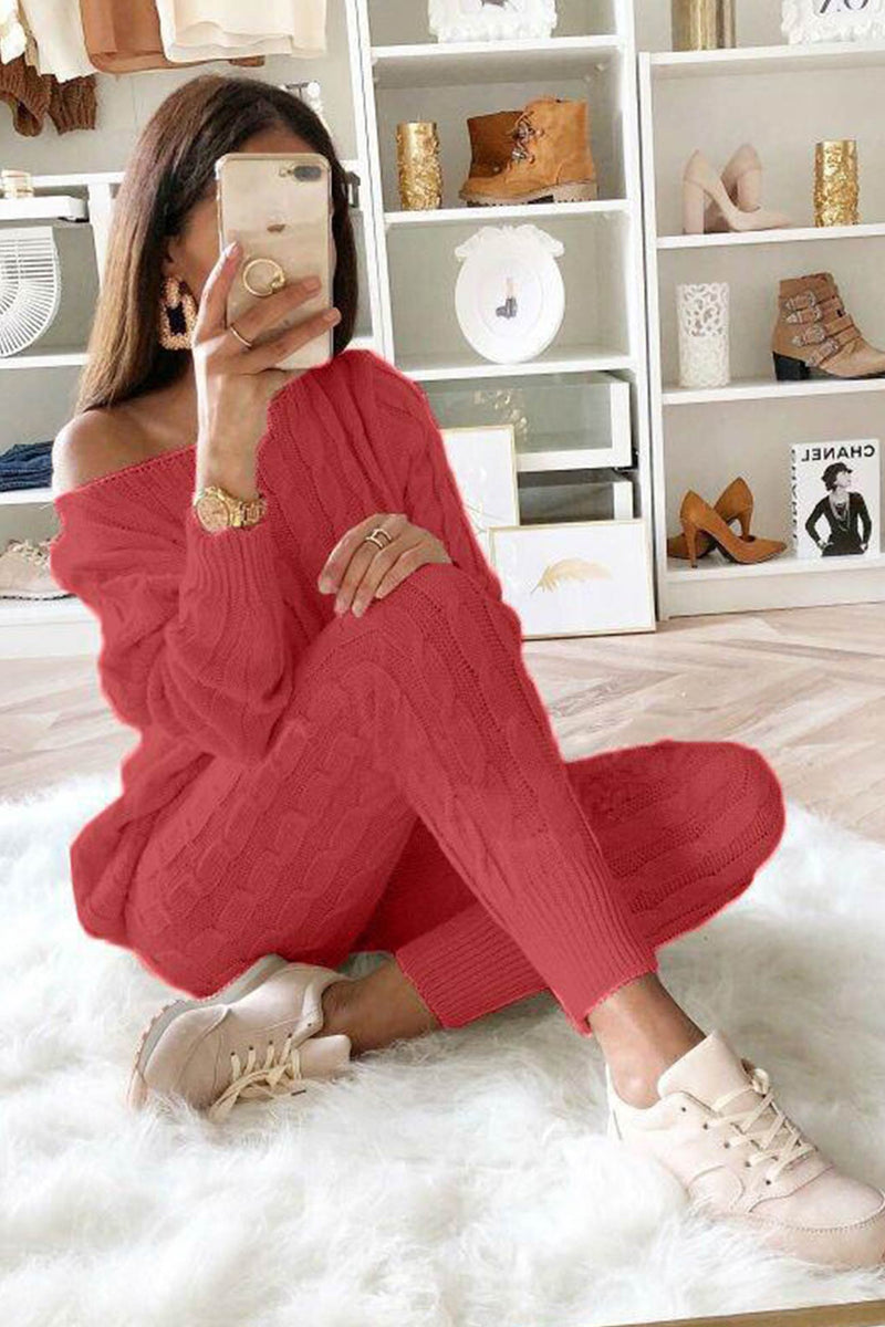 Elegantly Styled Pants for Everyday Wear