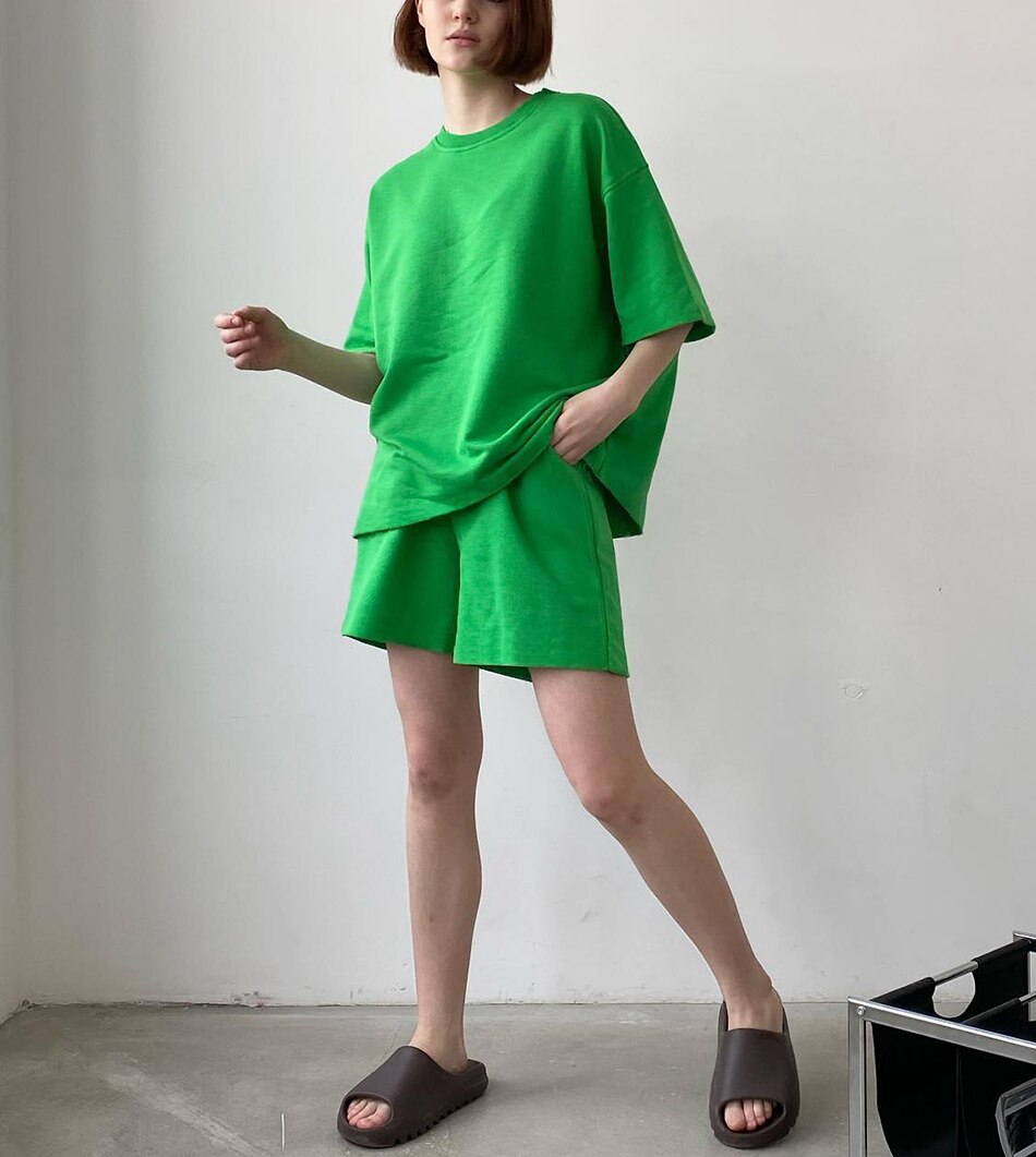Effortlessly Elegant Garment with a Timeless Design