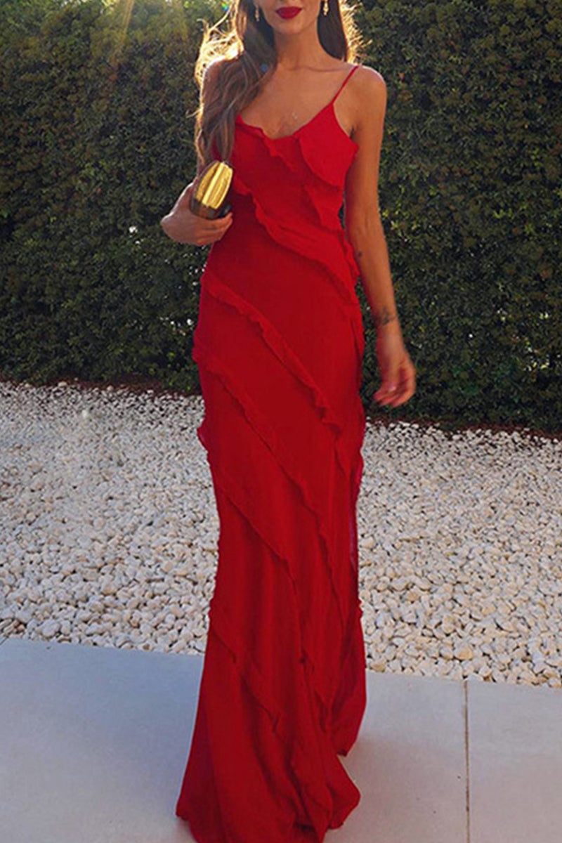Gracefully Styled Dress for Any Occasion