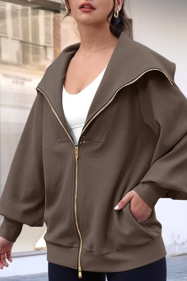 Effortlessly Elegant Jacket with a Timeless Design