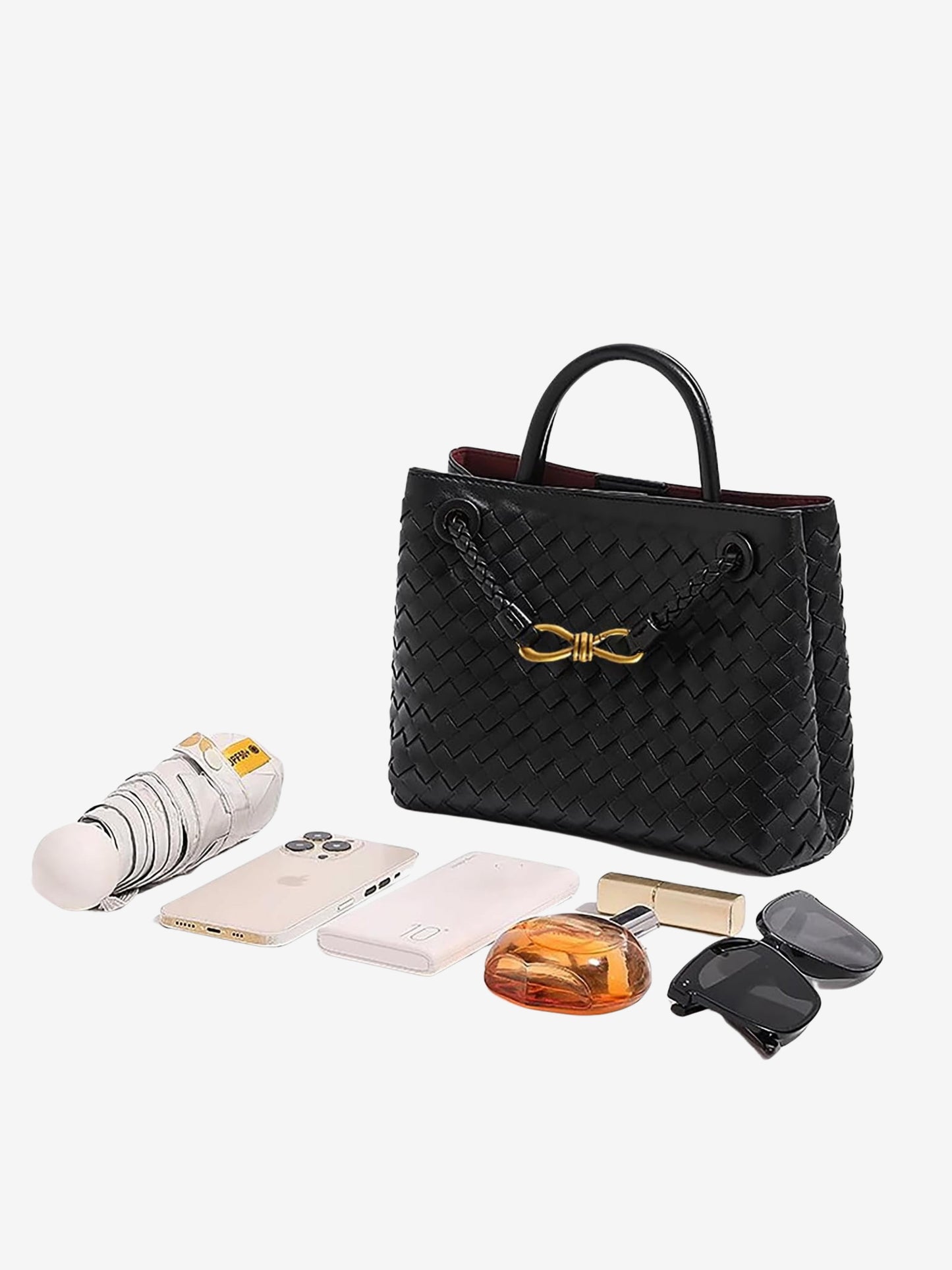 Beautifully Finished Bag in a Timeless Design