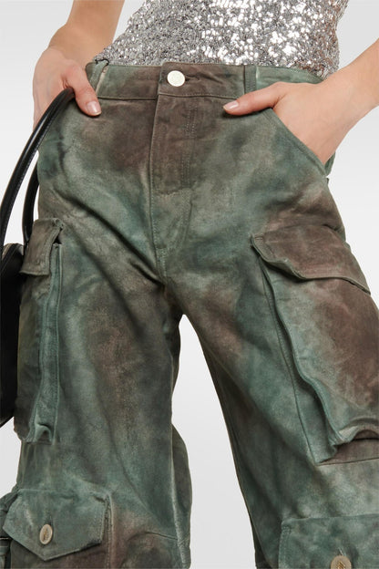 Beautifully Finished Garment in a Timeless Design