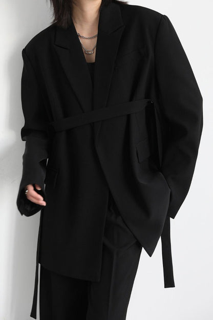 Sophisticated Garment with a Clean Classic Look