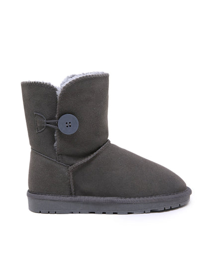 Polished Boots with an Effortless Classic Look