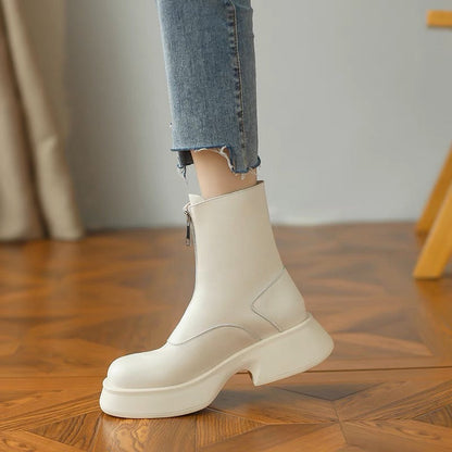 Elegantly Styled Boots for Everyday Wear