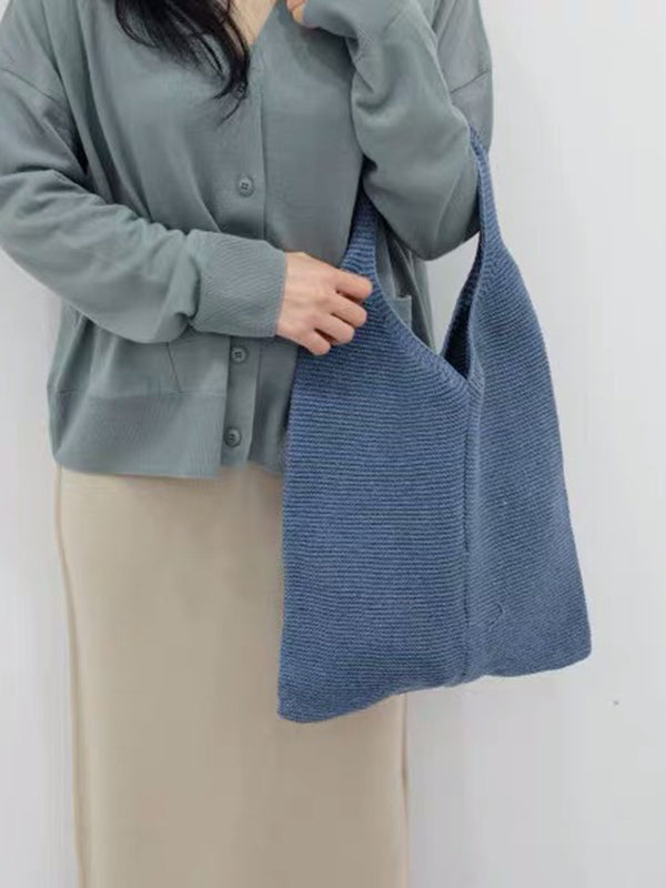 Beautifully Finished Bag in a Timeless Design