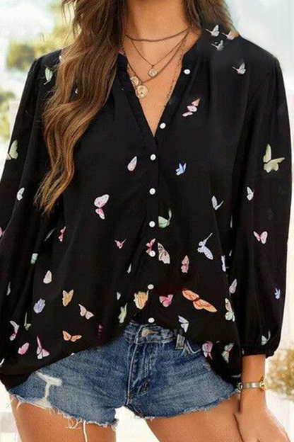 Well Tailored Top with a Graceful Silhouette