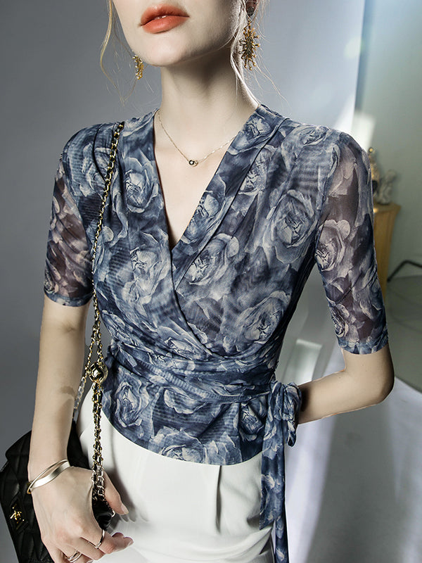 Polished Blouse with an Effortless Classic Look