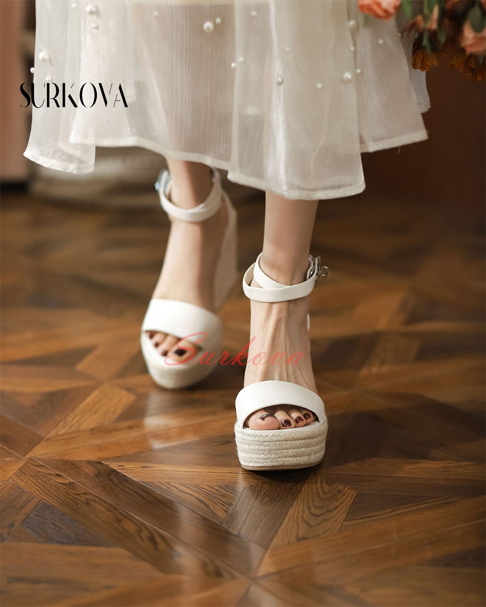 Beautifully Finished Garment in a Timeless Design
