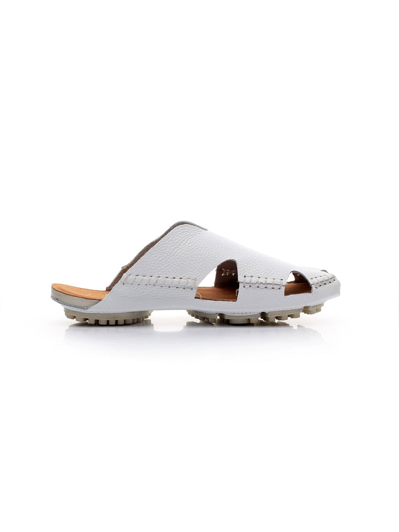 Effortlessly Elegant Garment with a Timeless Design