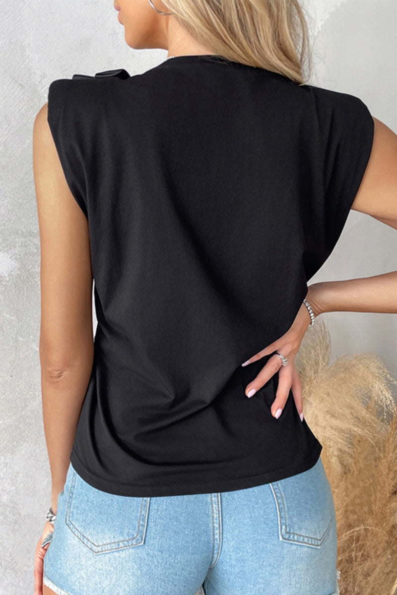 Effortlessly Elegant Top with a Timeless Design
