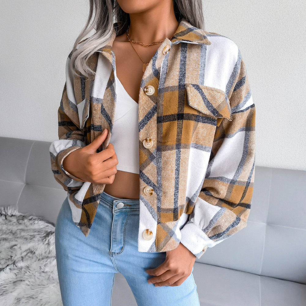 Well Tailored Jacket with a Graceful Silhouette