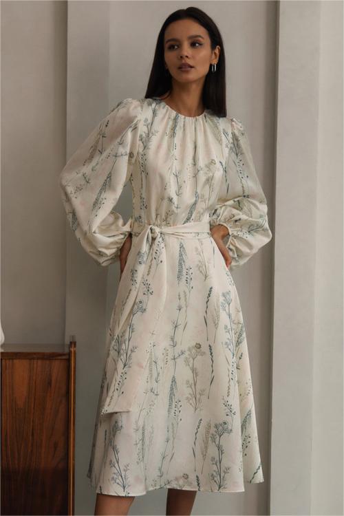 Polished Dress with an Effortless Classic Look