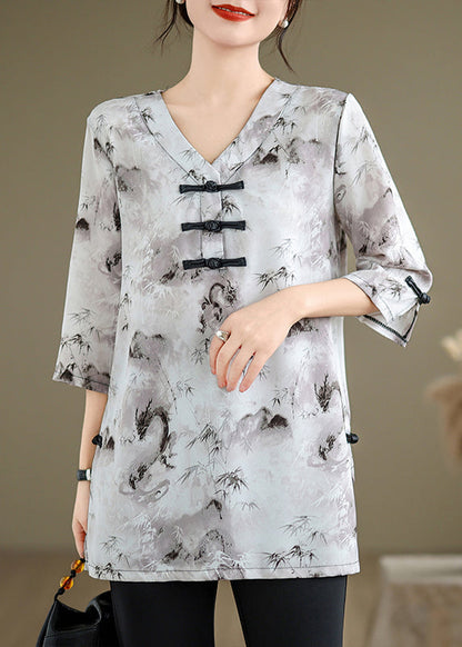 A Vintage Style Top with Delicate Timeless Details