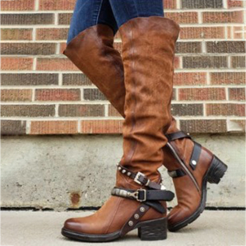 Beautifully Finished Boots in a Timeless Design
