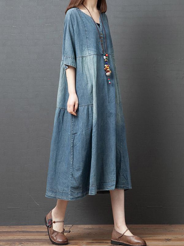 Classic Vintage Dress with a Flattering Fit