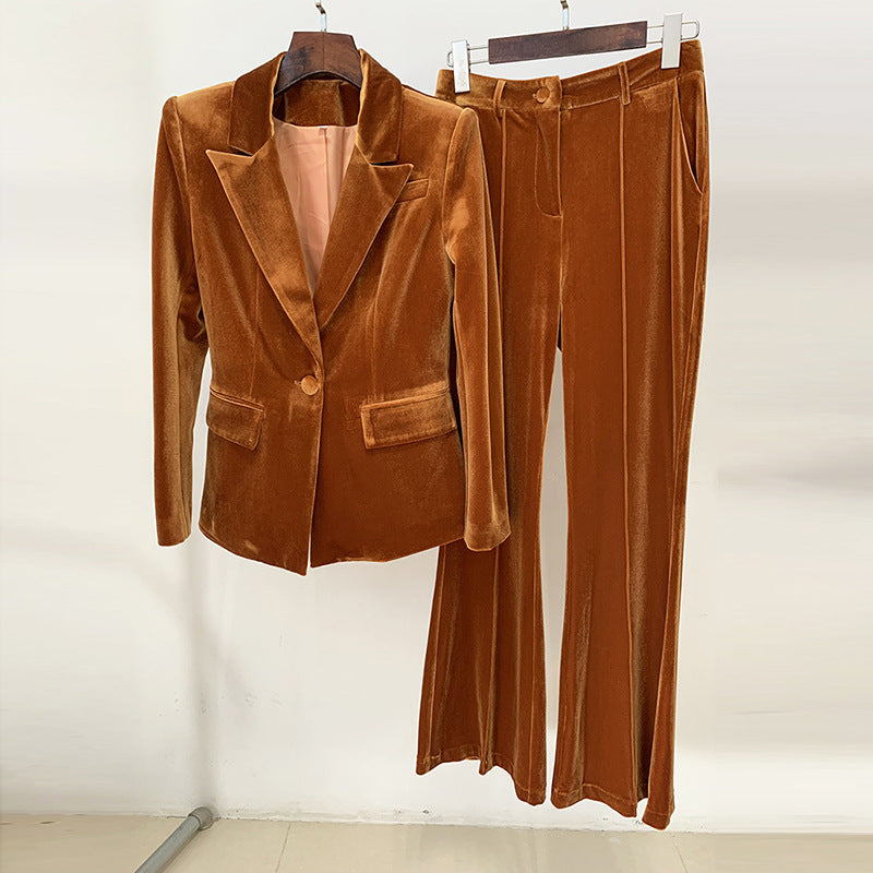 Beautifully Crafted Pants in a Classic Style