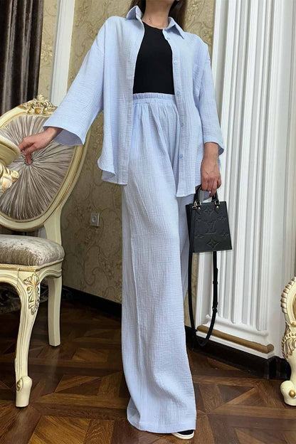 Classic Vintage Pants with a Flattering Fit
