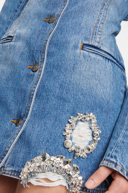 Classic Vintage Garment with a Flattering Fit