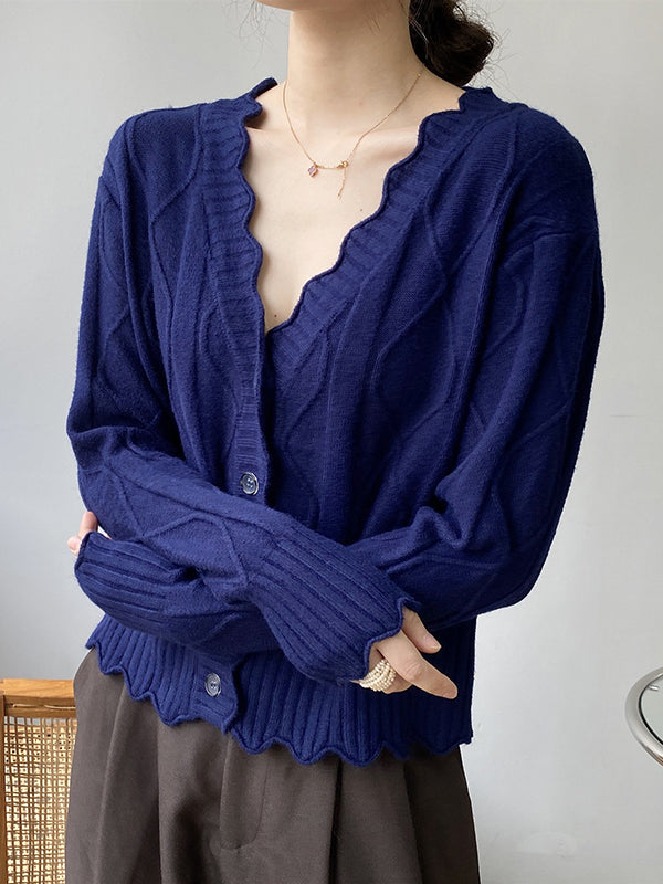 Well Tailored Cardigan with a Graceful Silhouette