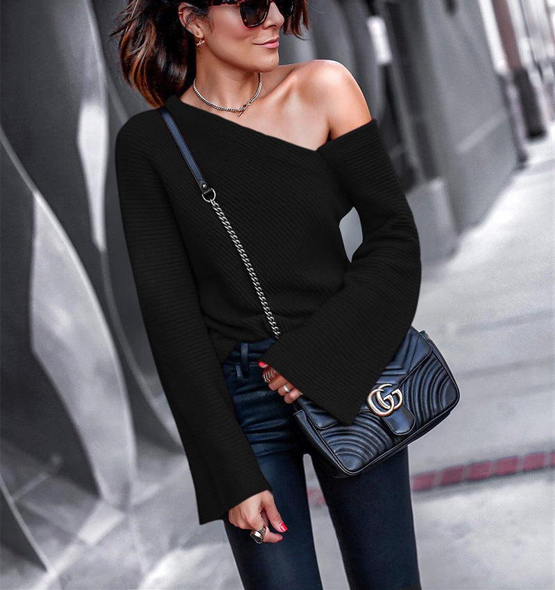 Sophisticated Blouse with a Clean Classic Look