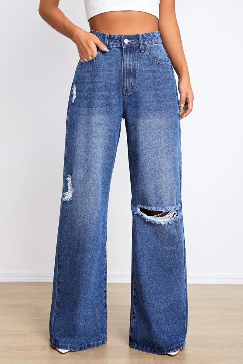 Sophisticated Garment with a Clean Classic Look