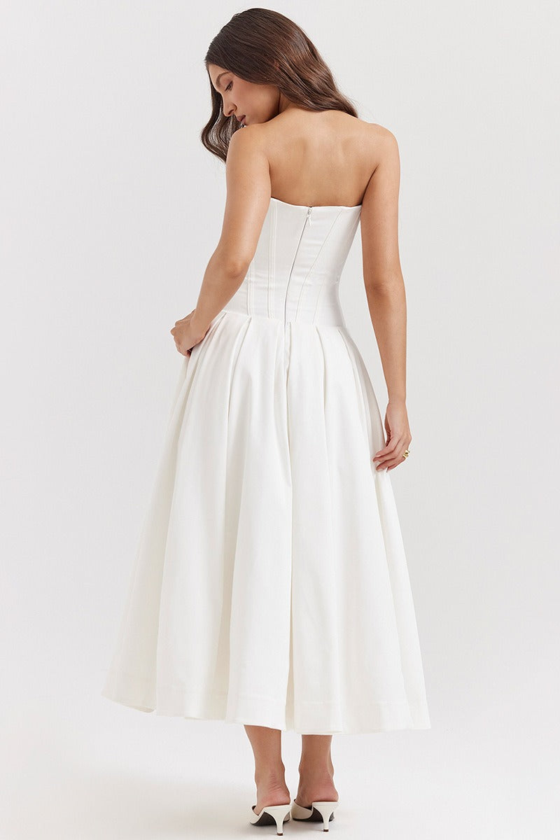Polished Dress with an Effortless Classic Look