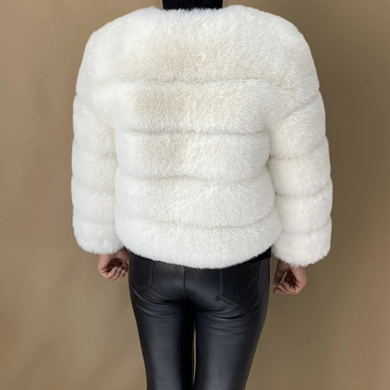 Gracefully Styled Coat for Any Occasion