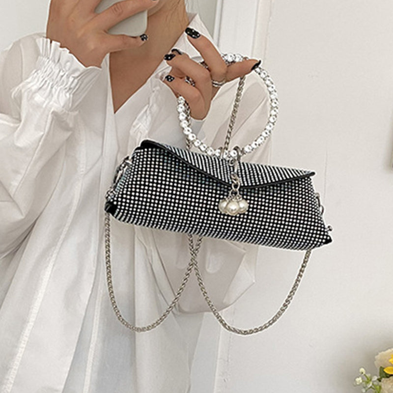 Sophisticated Bag with a Clean Classic Look