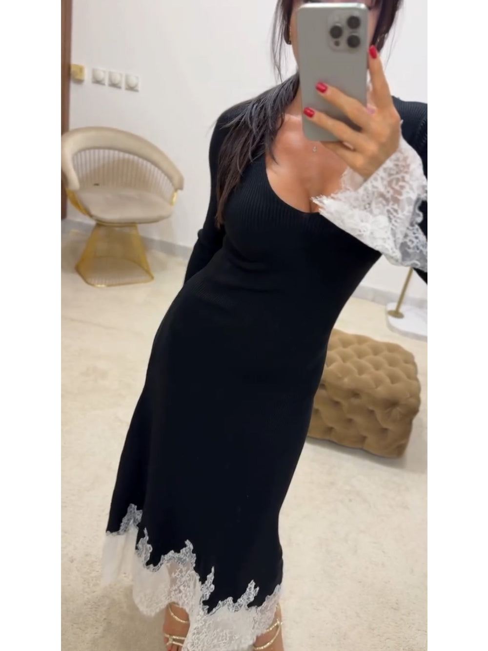 Gracefully Styled Dress for Any Occasion