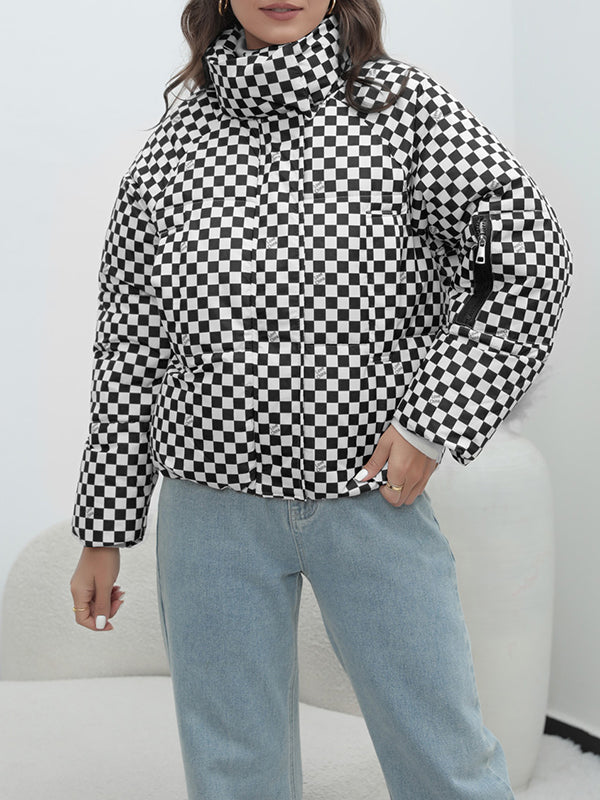 Beautifully Finished Coat in a Timeless Design