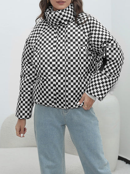 Beautifully Finished Coat in a Timeless Design