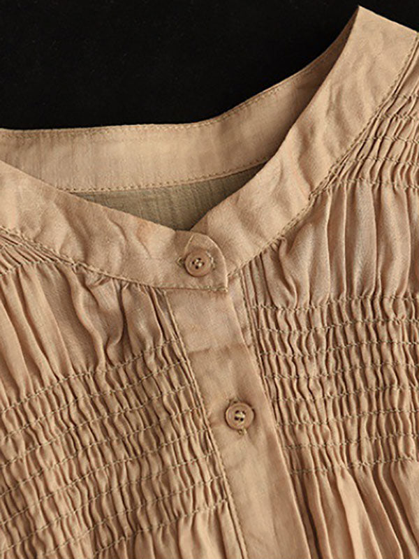 Classic Vintage Blouse with a Flattering Fit