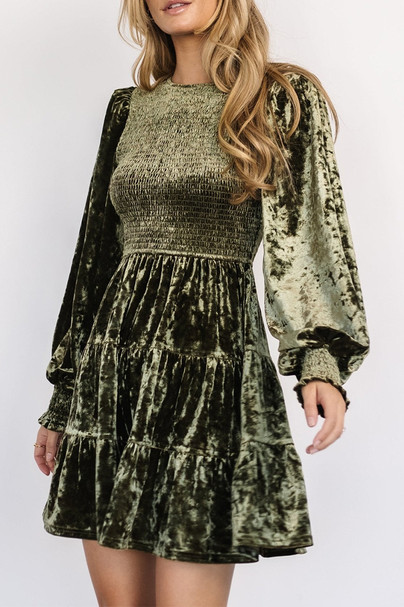 Polished Dress with an Effortless Classic Look