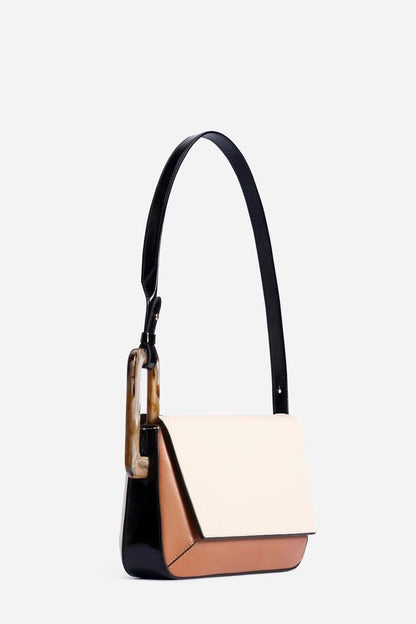 Classic Vintage Bag with a Flattering Fit