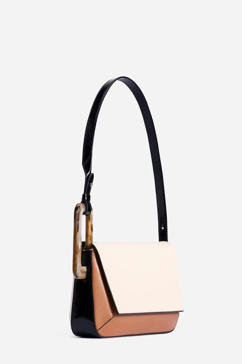 Classic Vintage Bag with a Flattering Fit