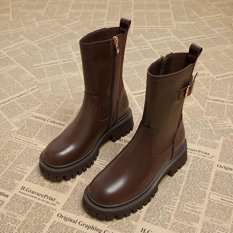 Beautifully Finished Boots in a Timeless Design