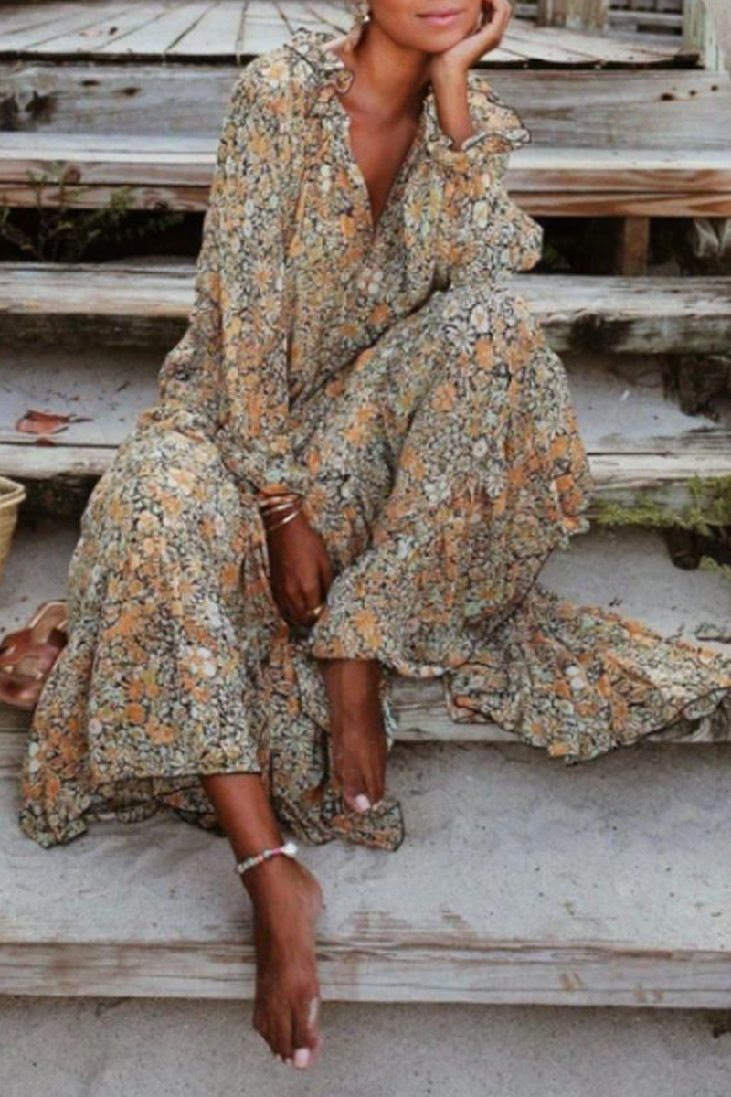 A Vintage Style Dress with Delicate Timeless Details