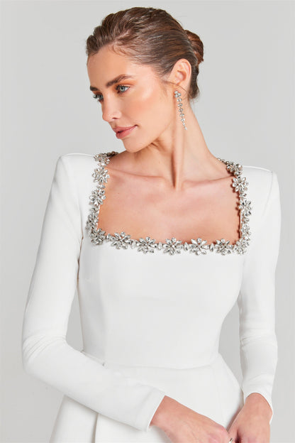Sophisticated Dress with a Clean Classic Look