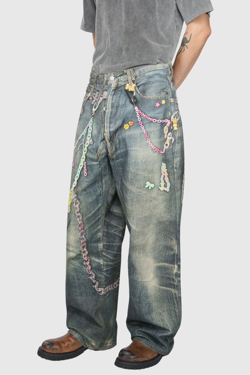 Beautifully Finished Garment in a Timeless Design