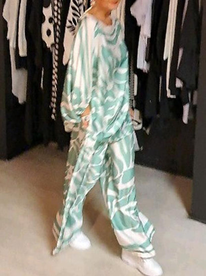 Well Tailored Garment with a Graceful Silhouette