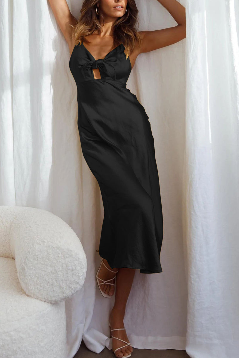 Well Tailored Dress with a Graceful Silhouette